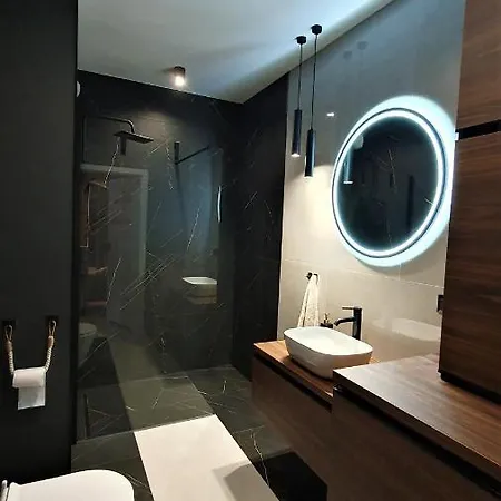 Apartment Apartament Przytulny Przy Ksiezym Mlynie - Garaz - Klimatyzacja - Dostep Na Kod - Fv Lodz (Lodz)