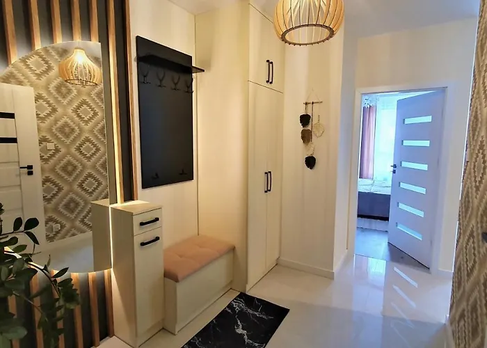 Apartament Przytulny Przy Ksiezym Mlynie - Garaz - Klimatyzacja - Dostep Na Kod - Fv Lägenhet *